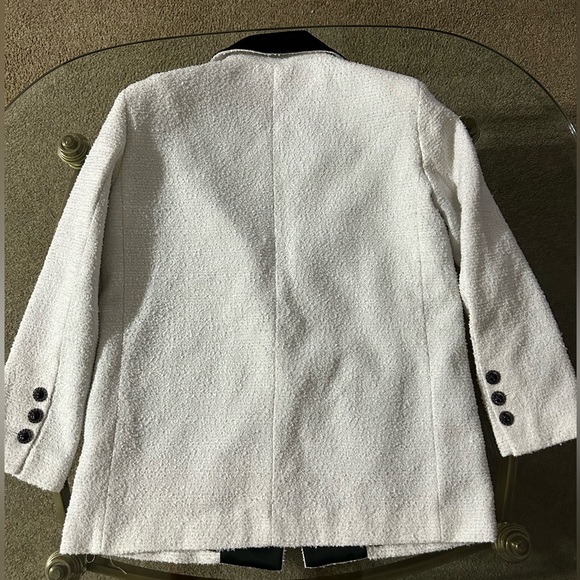 Chanel 2022 SS Jacket - Picture 5 of 16